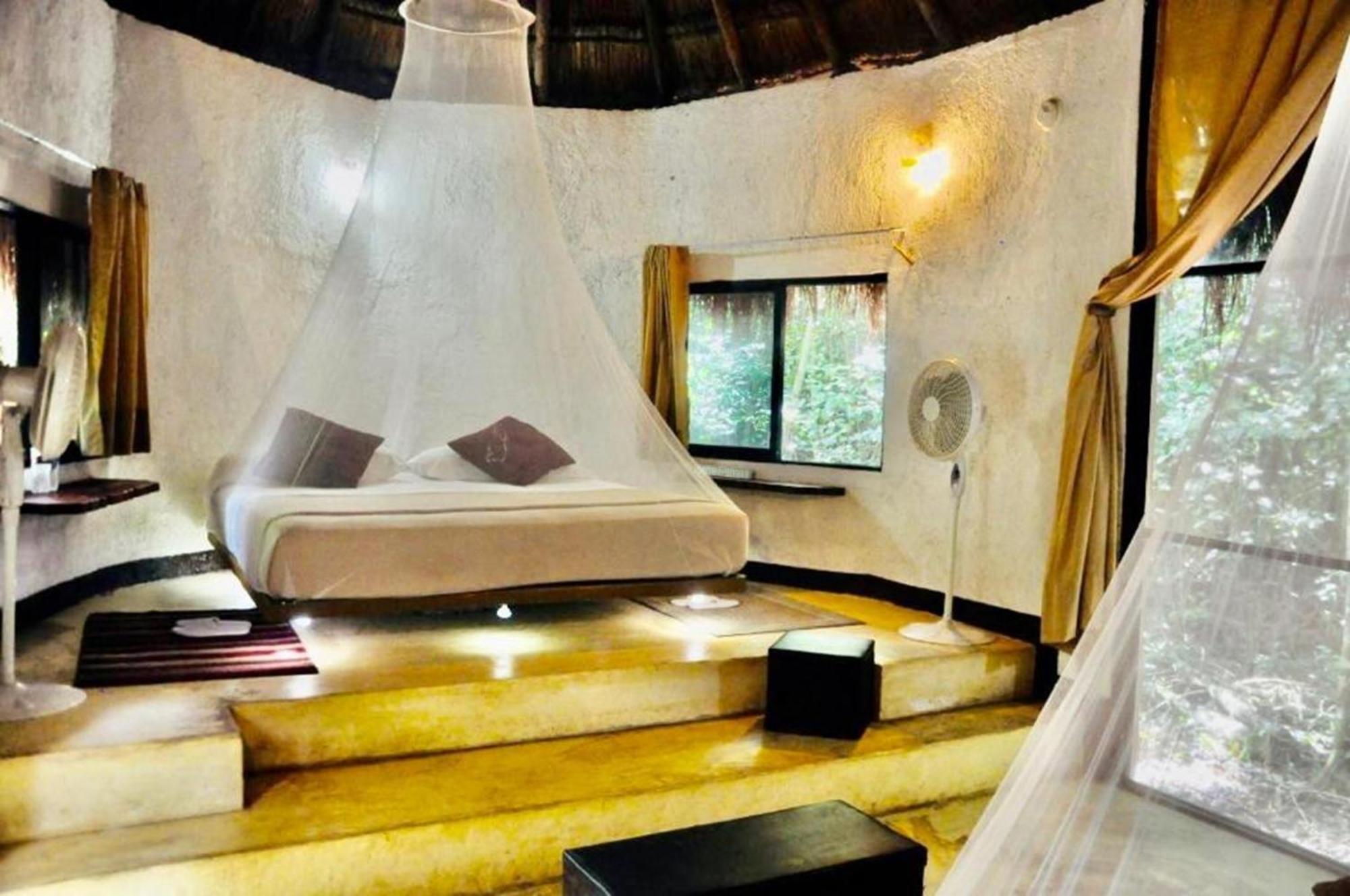 OYO Jolie Jungle Eco Hotel Leona Vicario Esterno foto